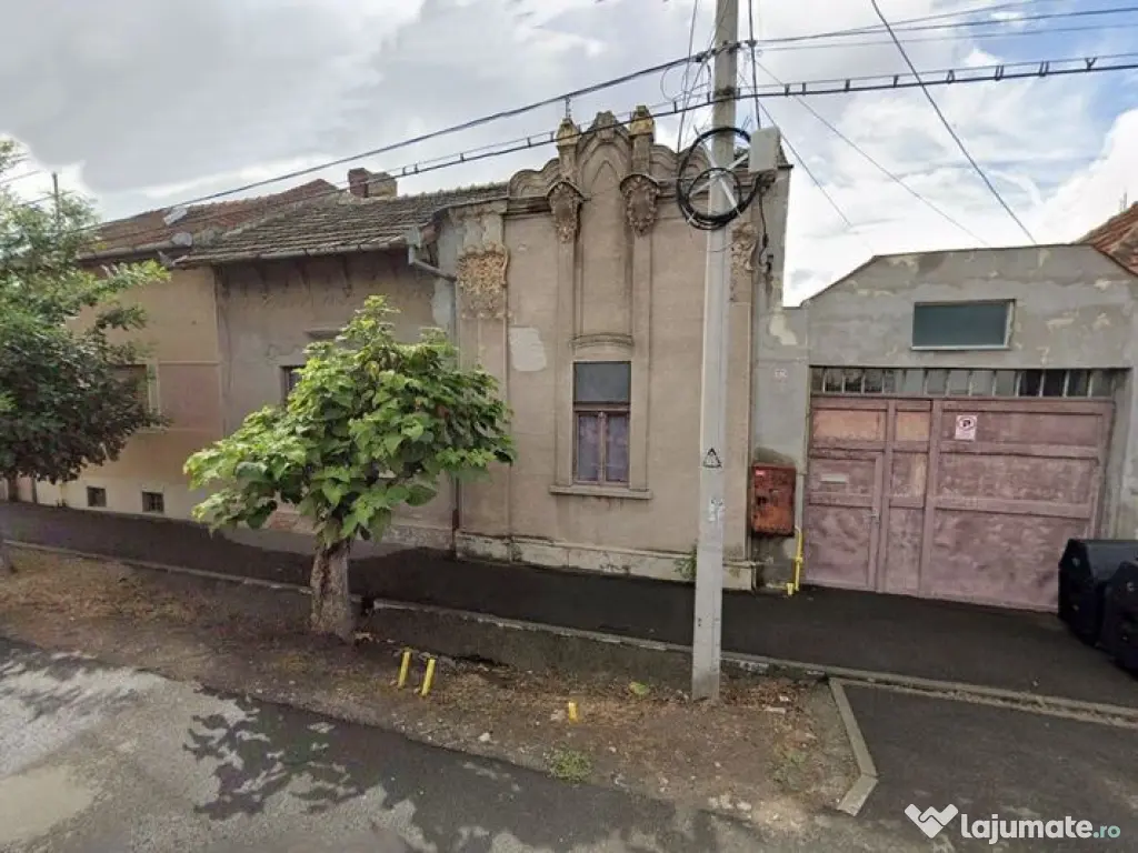 VÂNDUT! Teren pentru construcții, în Pârneava. 