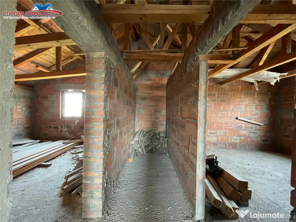 Casa P M de in Cataloi