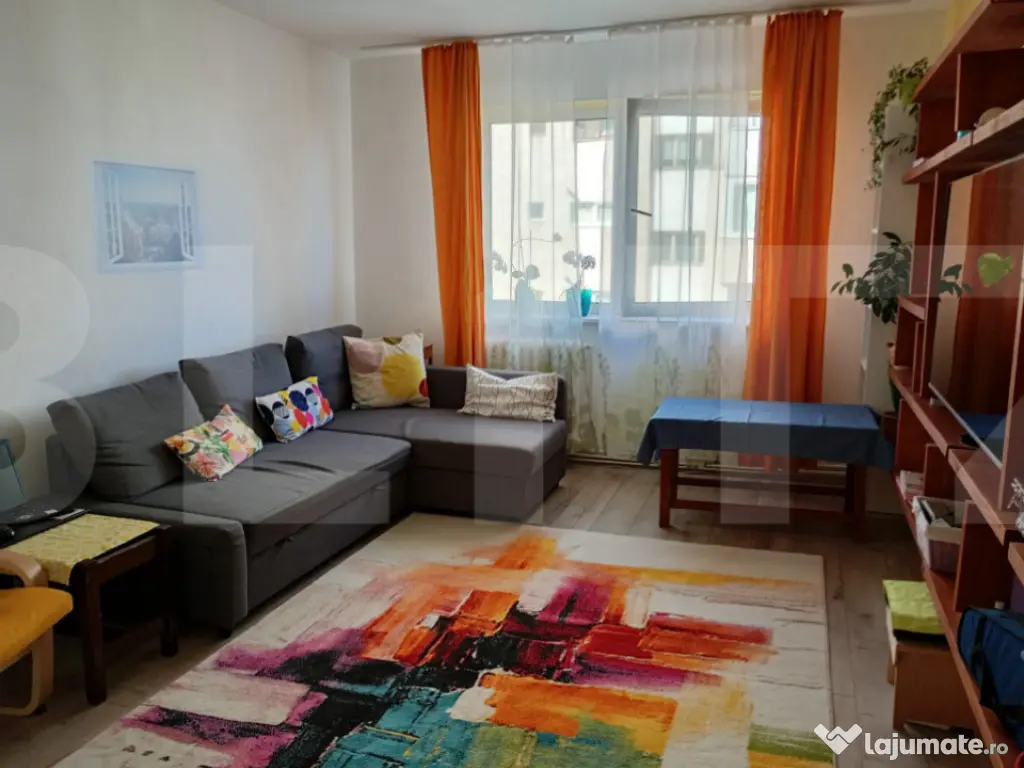 Apartament cu 3 camere, 72 mp, Simeria