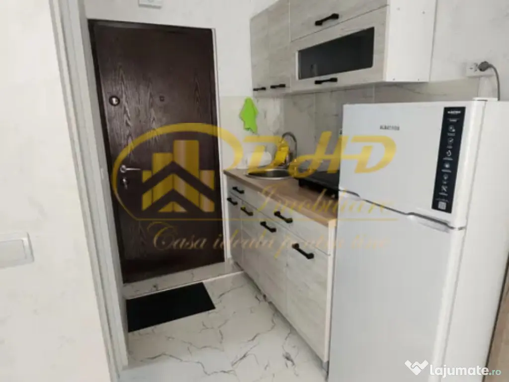 Inchiriez cameră în zona Casa Sindicatelor