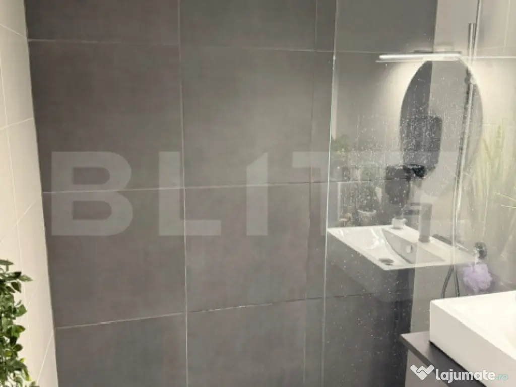 Apartament modern cu 2 camere, parcare – la cheie, în blo