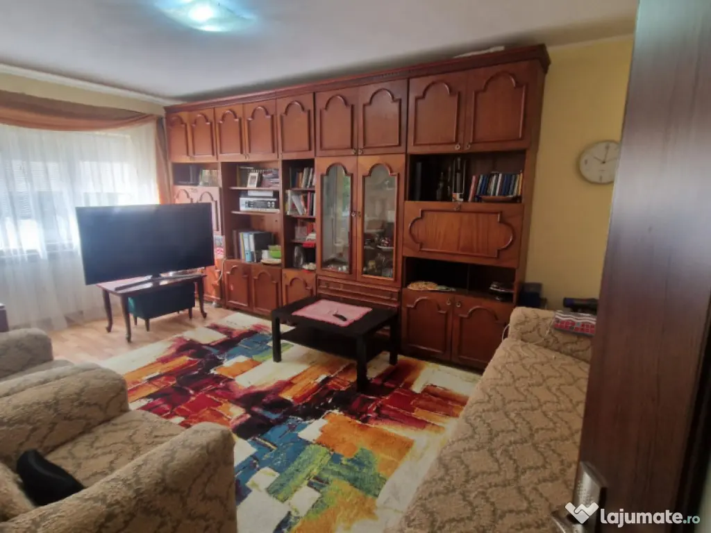 E3- 3 CAMERE DECOMANDAT ETAJ 3, CENTRALA GAZ