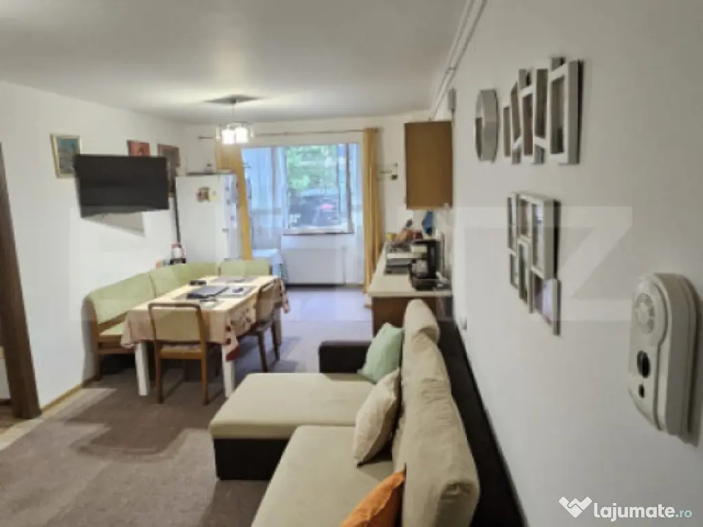 Apartament semidecomandat cu 3 camere, 67 mp, parcare inclus