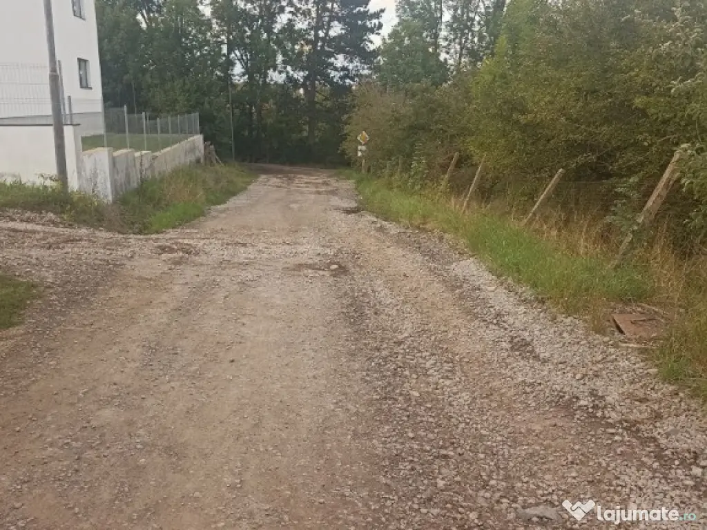 De vânzare terenuri intravilane pe strada Nucului în Sfântu Gheorghe