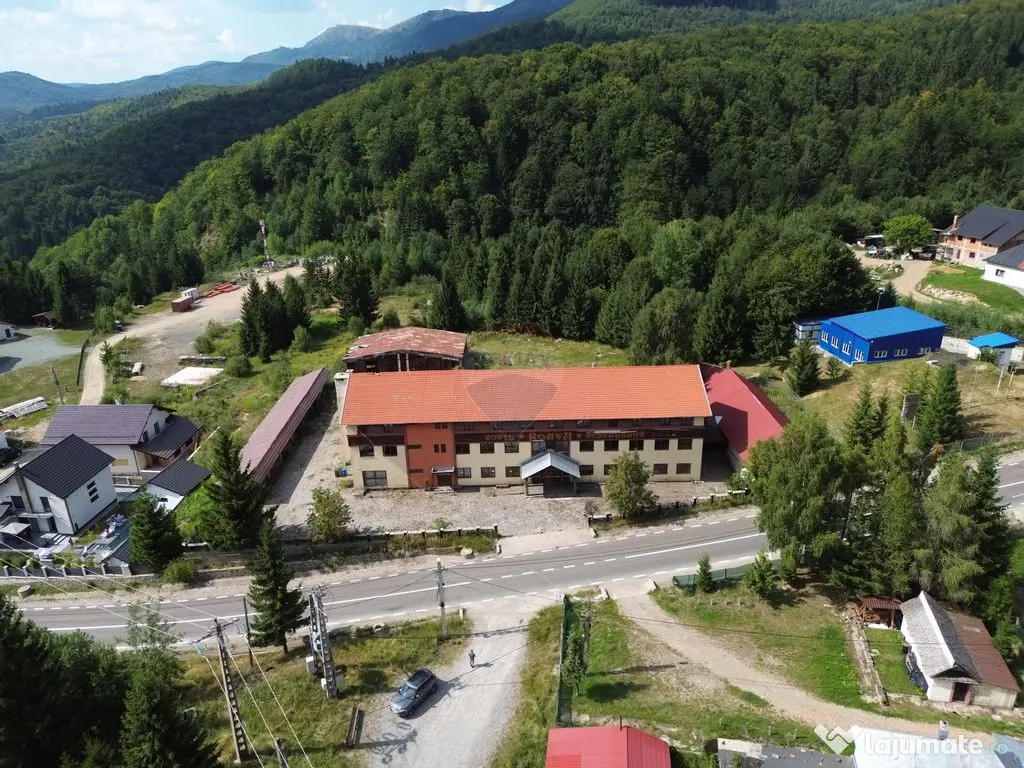 Hotel / Pensiune cu 30 camere de vânzare în zona Nord