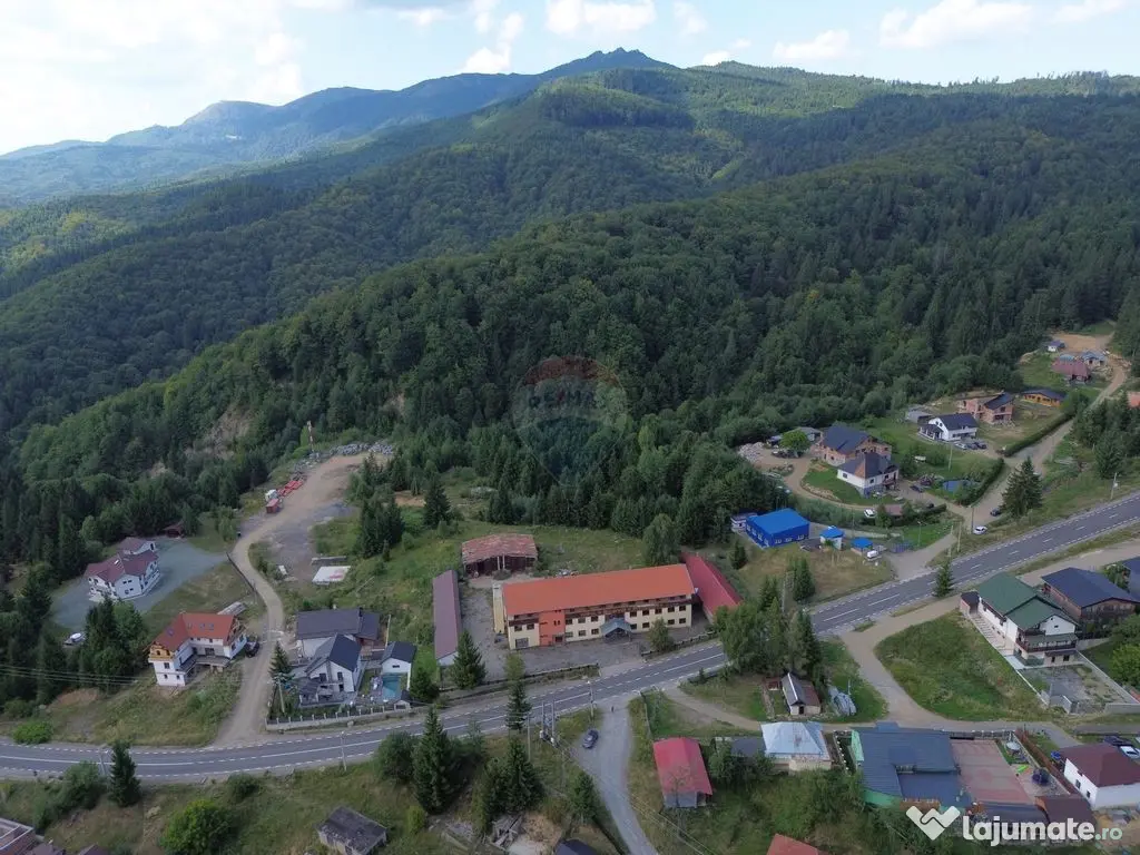 Hotel / Pensiune cu 30 camere de vânzare în zona Nord