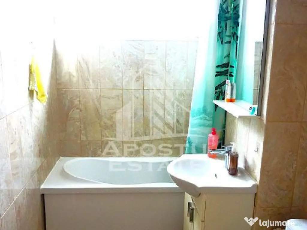 Apartament 2 camere, decomandat, zona Braytim cu Cf de Ti... 