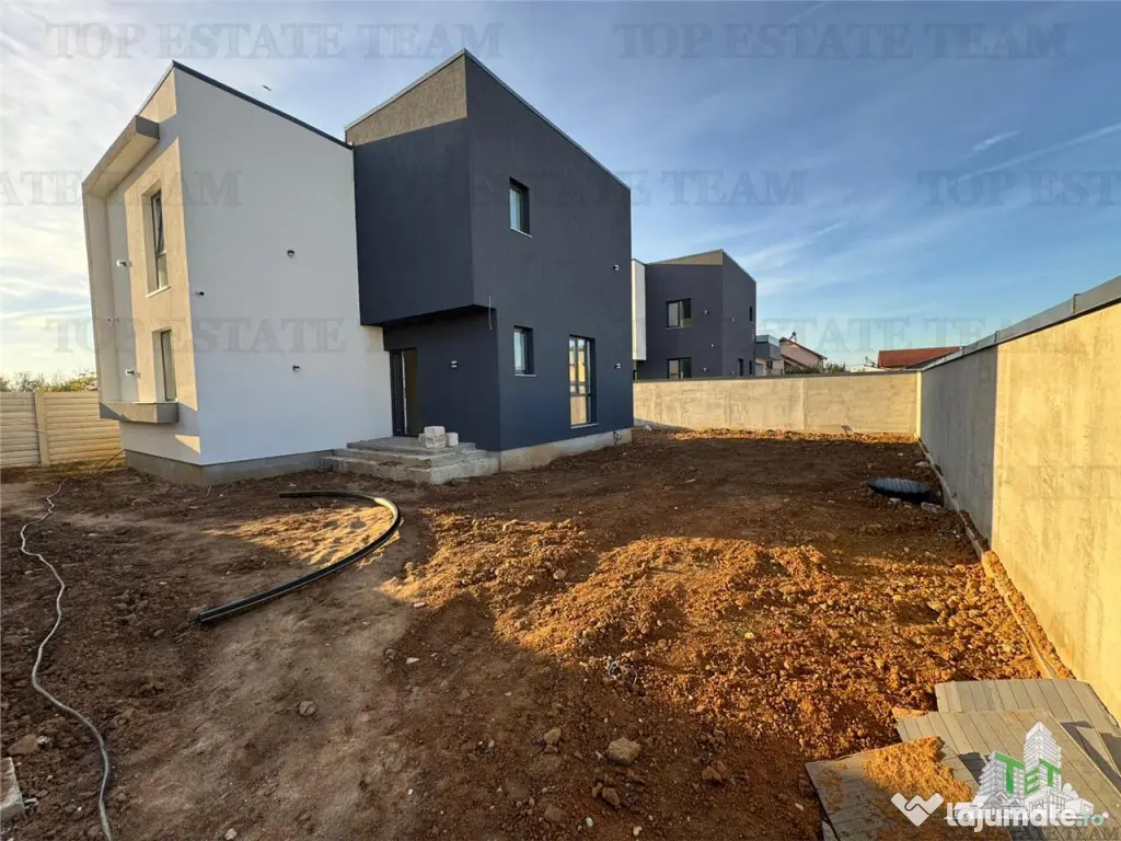 Casa premium duplex de langa Craiova