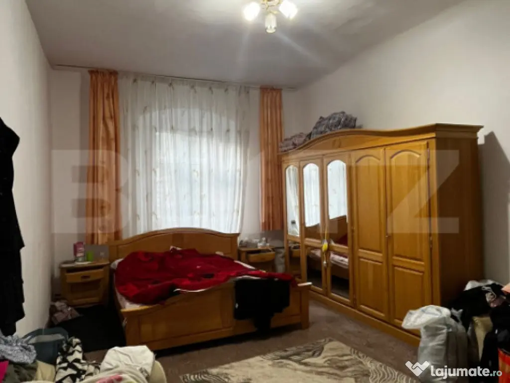 Apartament spațios la casă, 4 camere, ultracentral