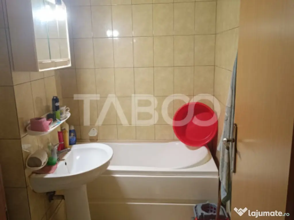 Garsoniera cat un apartament! 51 mp utili balcon 6 mp etaj 3 