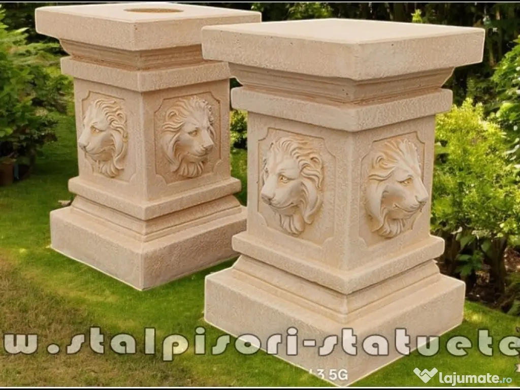 Soclu, stativ, cap de leu, galben patinat, model S84. 