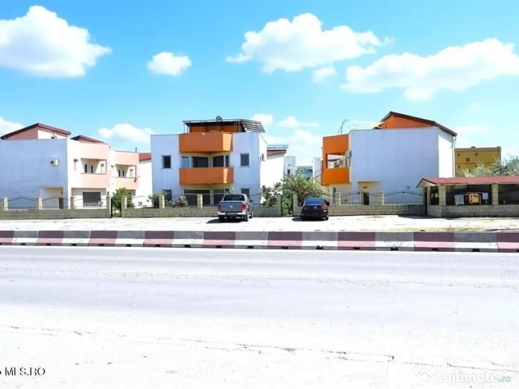 Mamaia Nord - Scoica Land, casa de vacanta la mare, P+1E+...