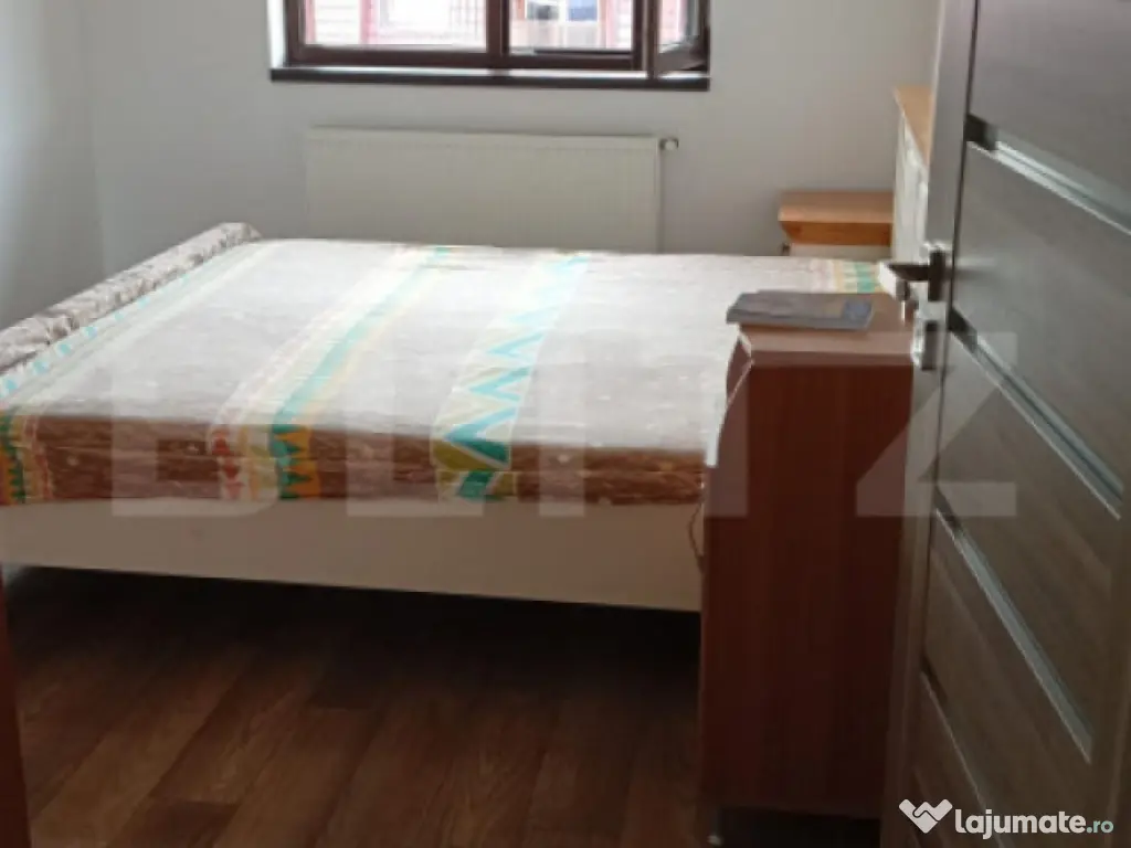 Apartament 3 camere spațios, cu pod amenajabil și parcare