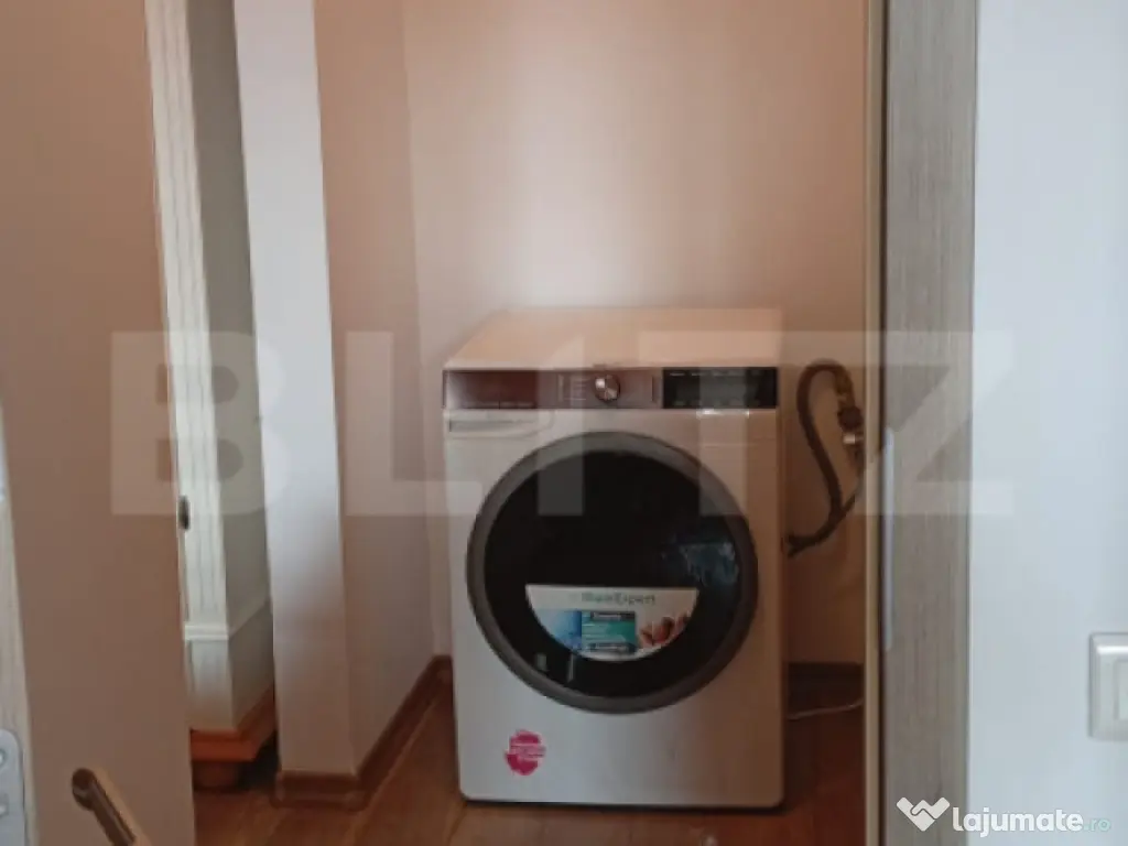 Apartament 3 camere spațios, cu pod amenajabil și parcare