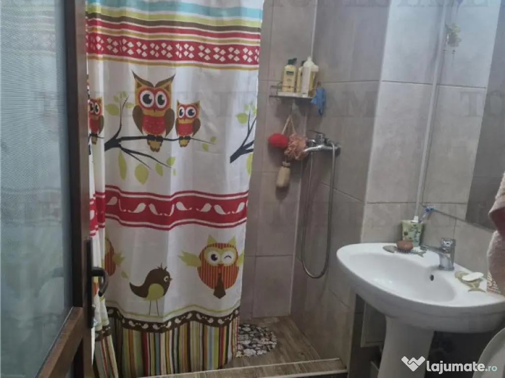 Apartament 2 camere cu centrala proprie in vila zona Sebasti 