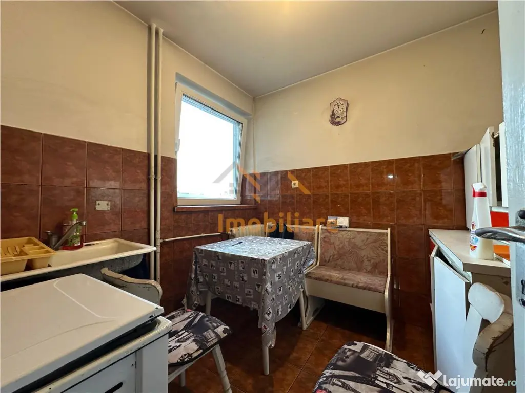 APARTAMENT 2 CAMERE| ETAJ 5 | ZONA SPLAIUL CRISANEI | ORADEA