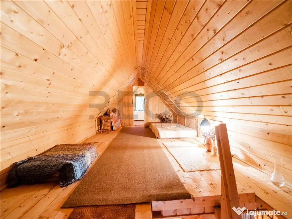 Pensiune cu 10 camere si 3700 mp teren, Arieseni