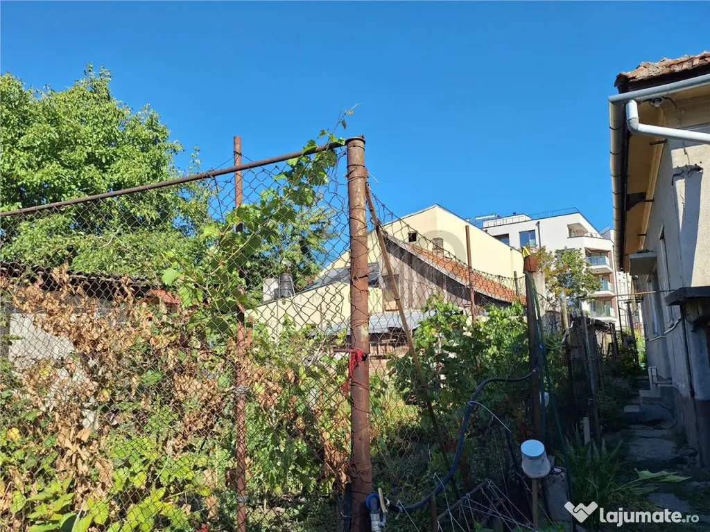 Reco, Casa demolabila, Oradea 