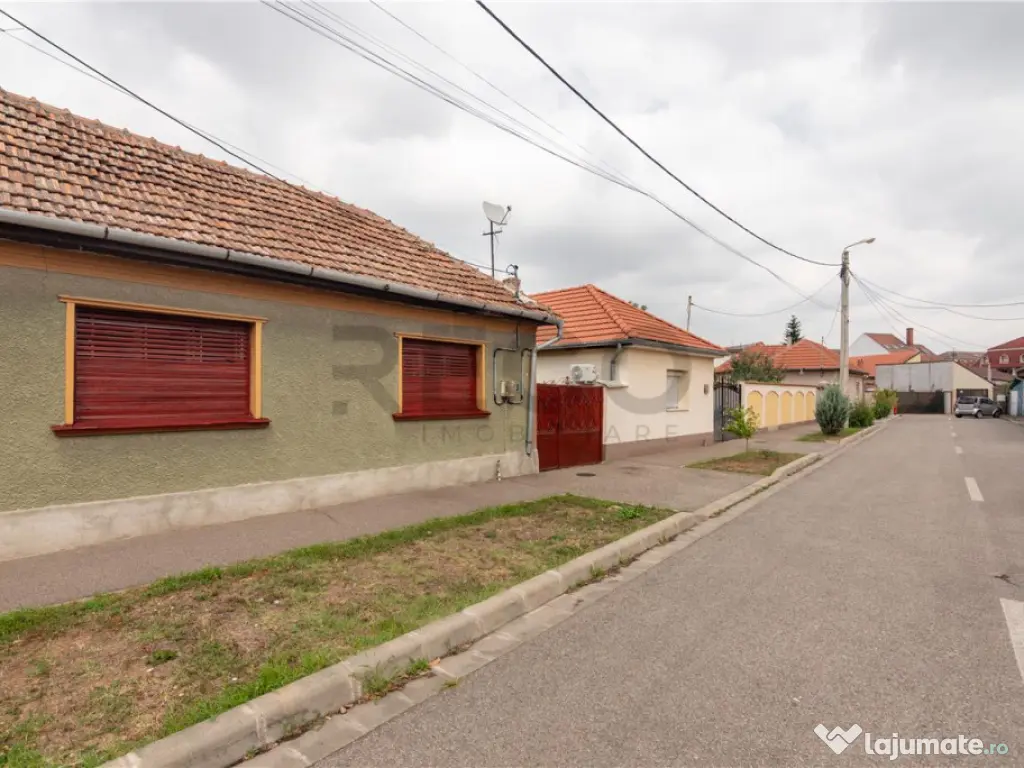 Casa renovabila cu teren de 620 mp in Cantemir