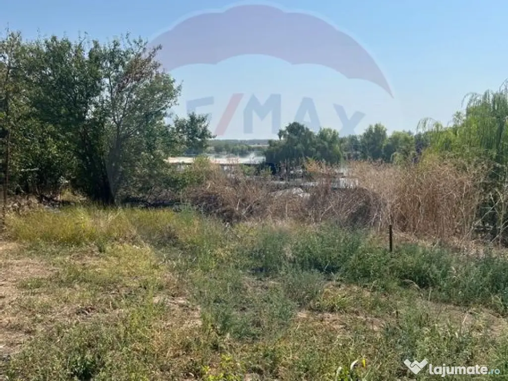 Teren de vanzare / 2,500 mp pe Malul Lacului Tancabesti /... 