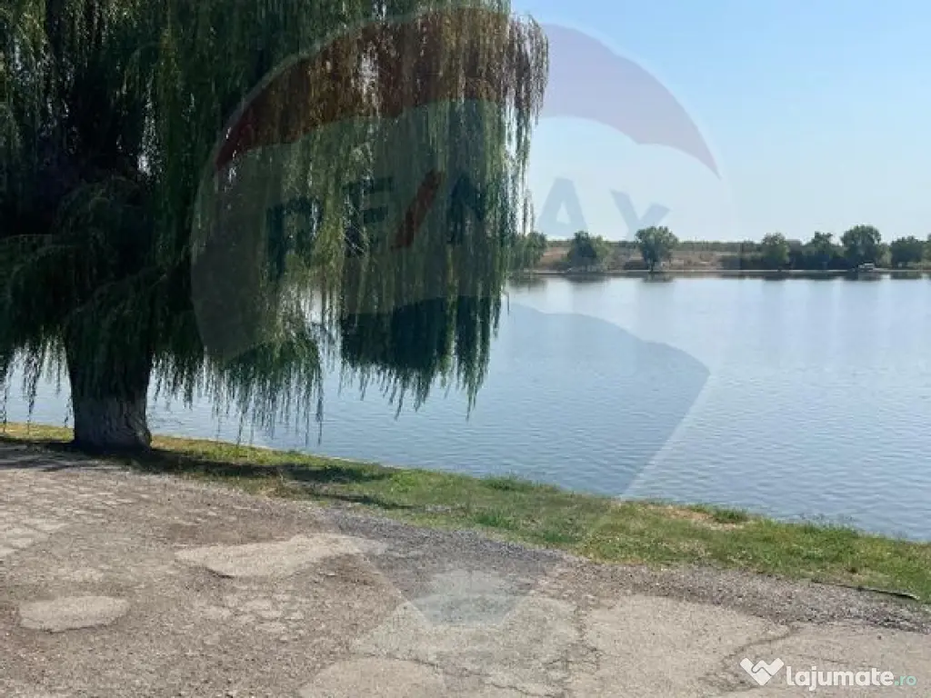 Teren de vanzare / 2,500 mp pe Malul Lacului Tancabesti /... 