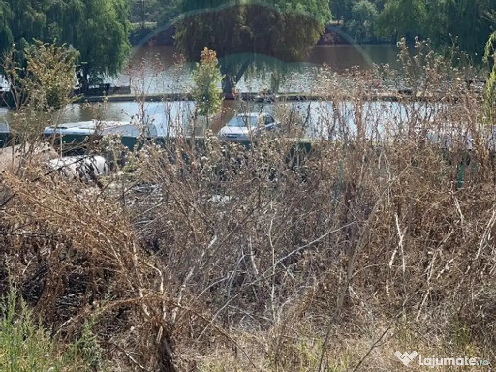 Teren de vanzare / 2,500 mp pe Malul Lacului Tancabesti /... 