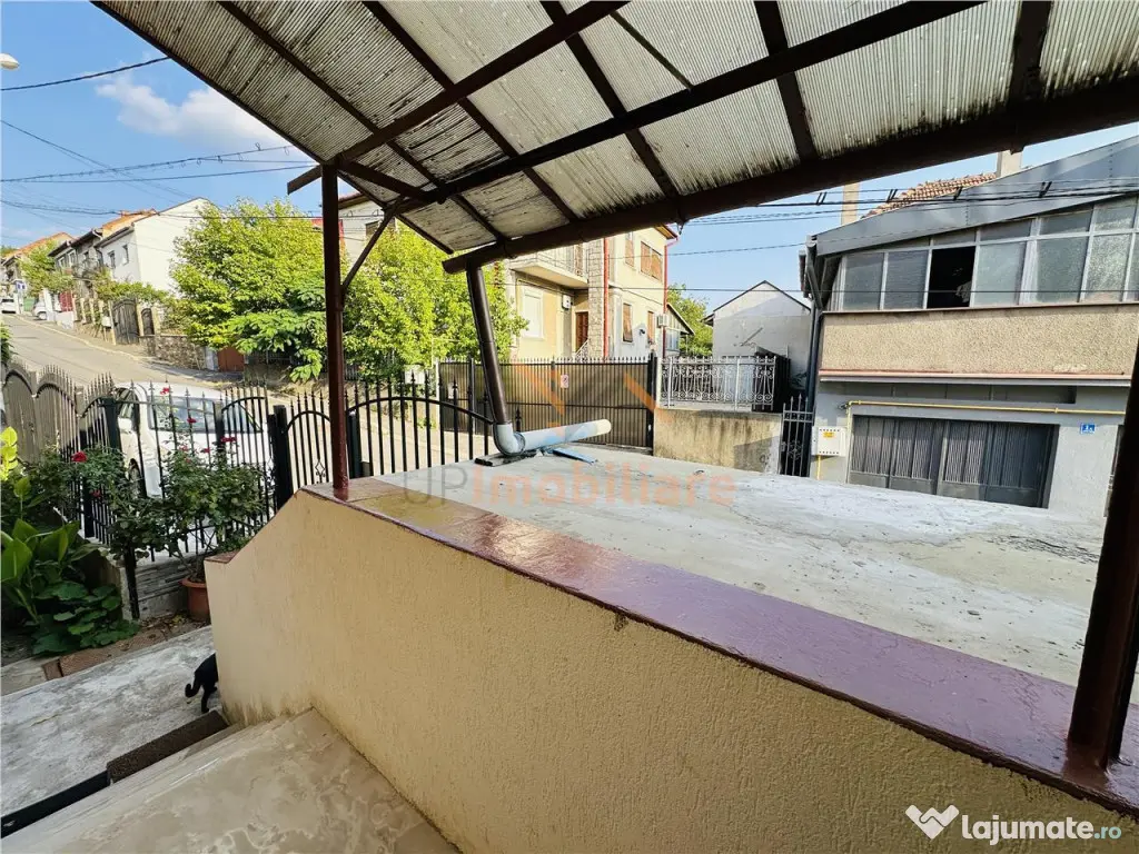 CASA CU ETAJ | TEREN 400 MP | ZONA DEALURI | STRADA MARIN PR