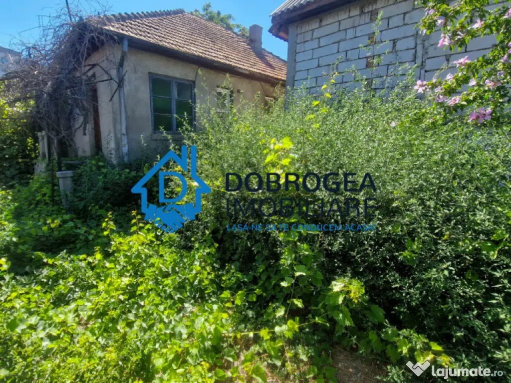 ZONA CENTRALA- CASA BATRANEASCA, TEREN 490 MP, DESCHIDERE 2