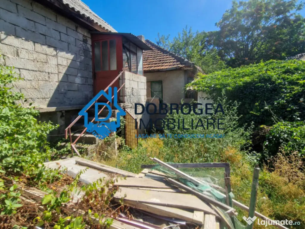 ZONA CENTRALA- CASA BATRANEASCA, TEREN 490 MP, DESCHIDERE 2