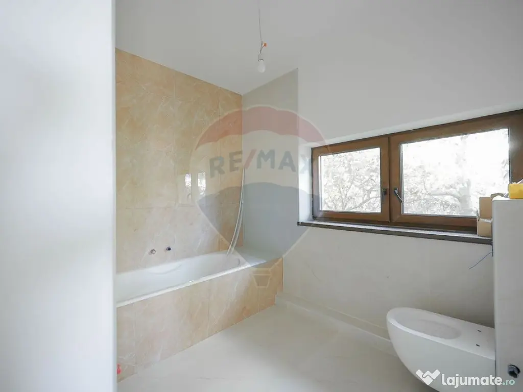 De vânzare Casă nouă cu 4 camere, teren 1190 mp Cartie...