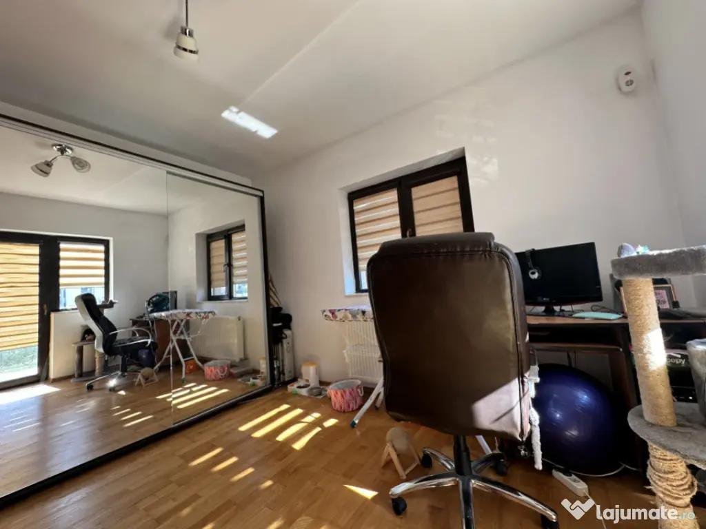 Vila superba Str Safirului la 2 min de Ghencea