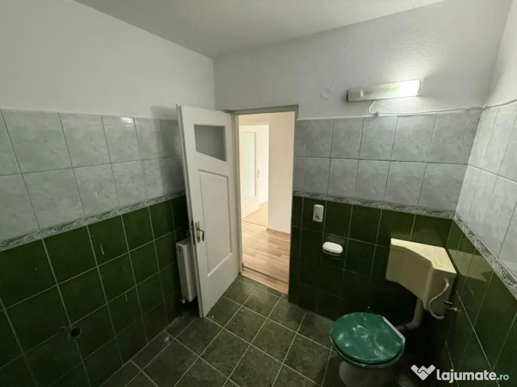 Apartament 3 camere, in casa tip vilă, cu terasă extinsă,