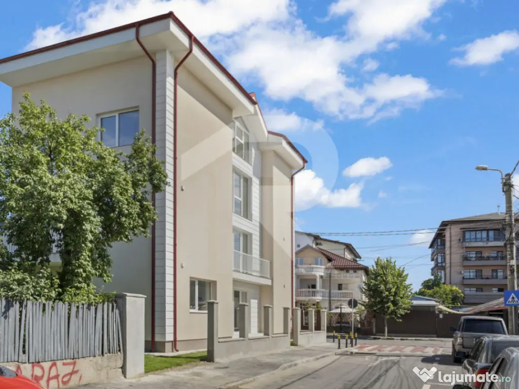 Vila sector 1 - 300mp - P+2+M - 11 camere - Chitila 