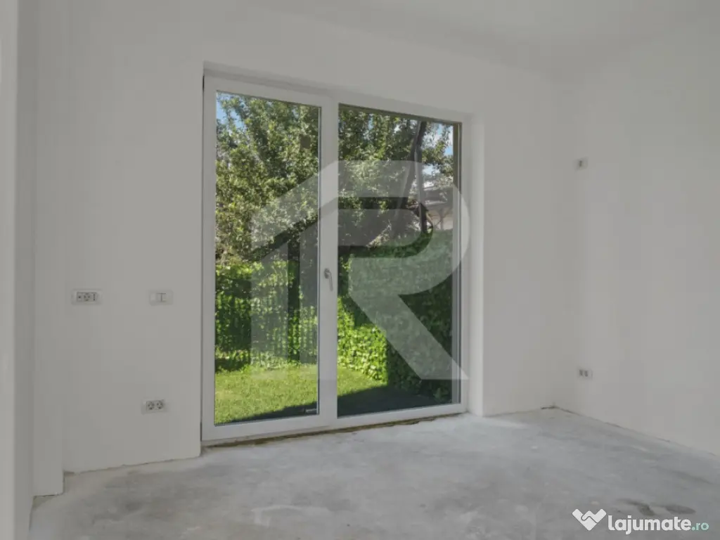 Vila sector 1 - 300mp - P+2+M - 11 camere - Chitila 