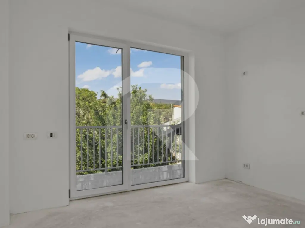 Vila sector 1 - 300mp - P+2+M - 11 camere - Chitila 