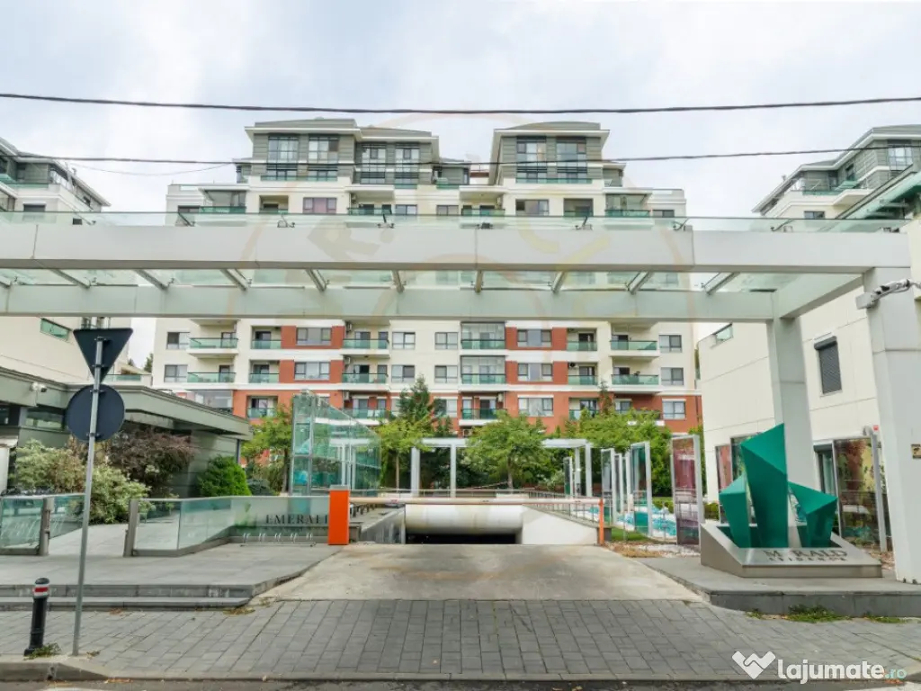 Apartament superb cu vedere panoramica spre lac! 