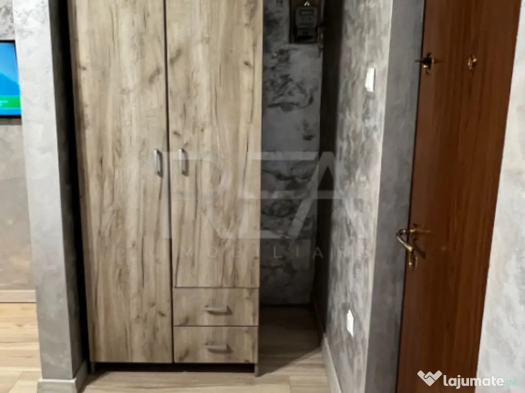 Garsonieră cochetă la mansardă - zona centrala Victoriei 