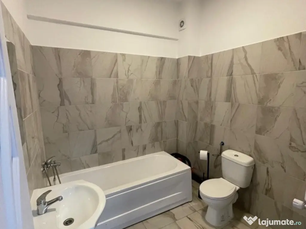 De închiriat apartament 2 camere, 66 mp, prima închiriere 