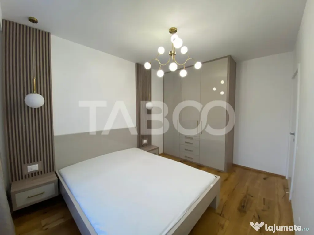Apartament de vanzare 2 camere decomandate zona Park Lake C 