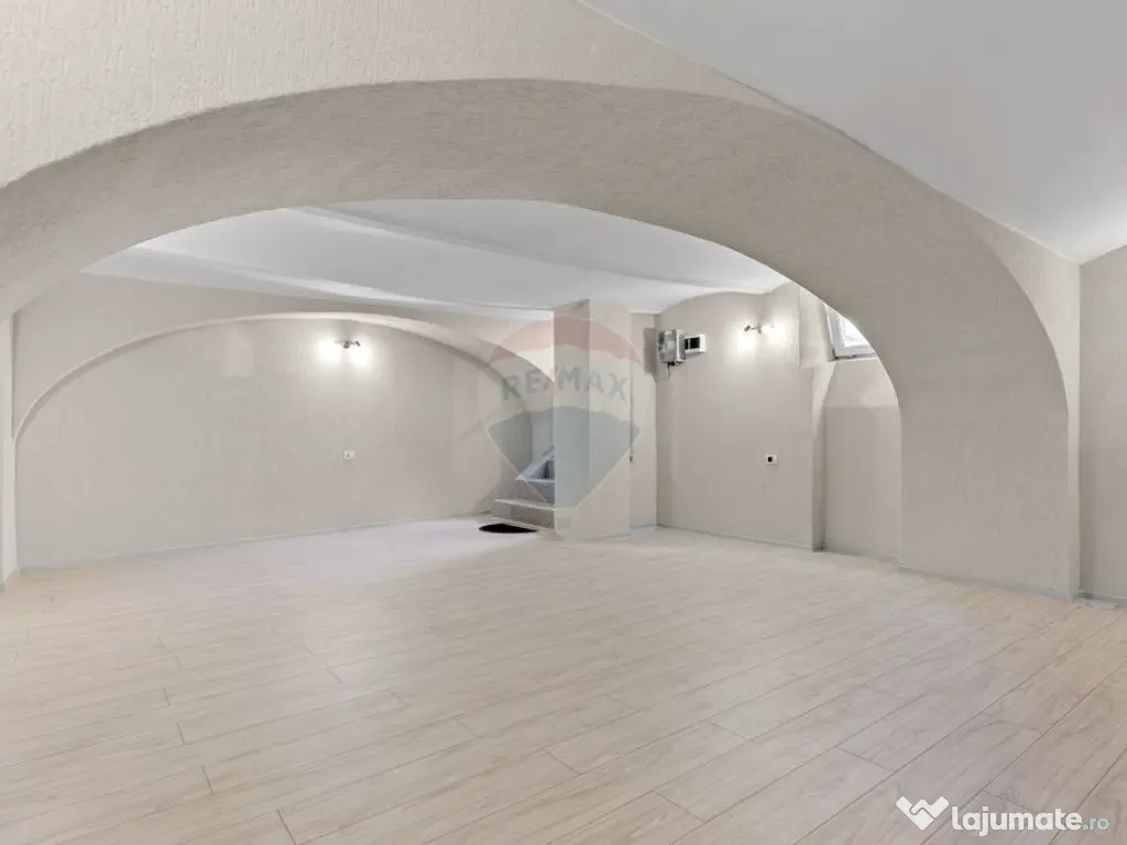 Spațiu comercial 70 mpc de vanzare pe Strada Marasesti