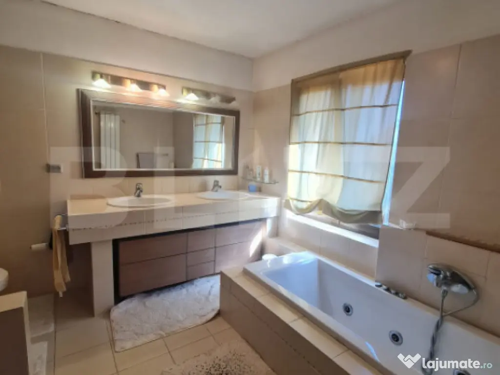 Casa individuala cu 4 camere, 520 mp de teren, zona cu acces