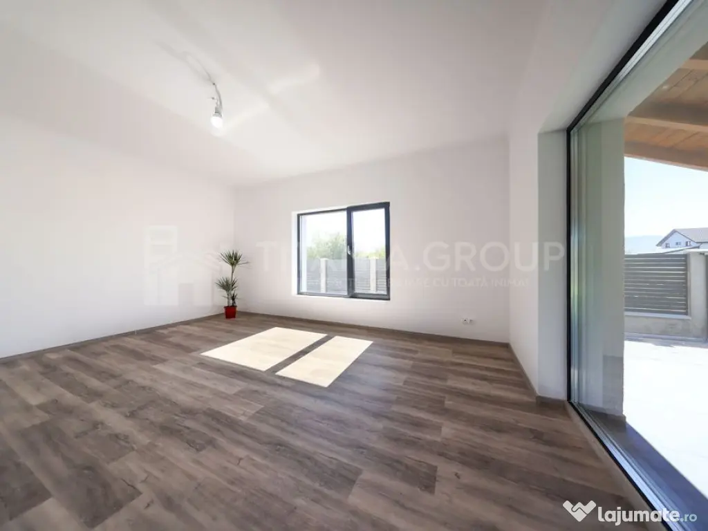 REZERVAT! Casa moderna cu 3 camere, toate utilitatile - H...