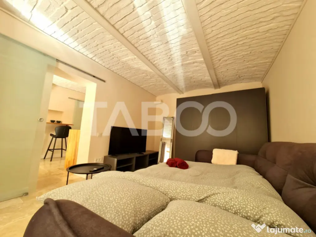 Garsoniera de vanzare recent renovata modern in zona Ultrace 