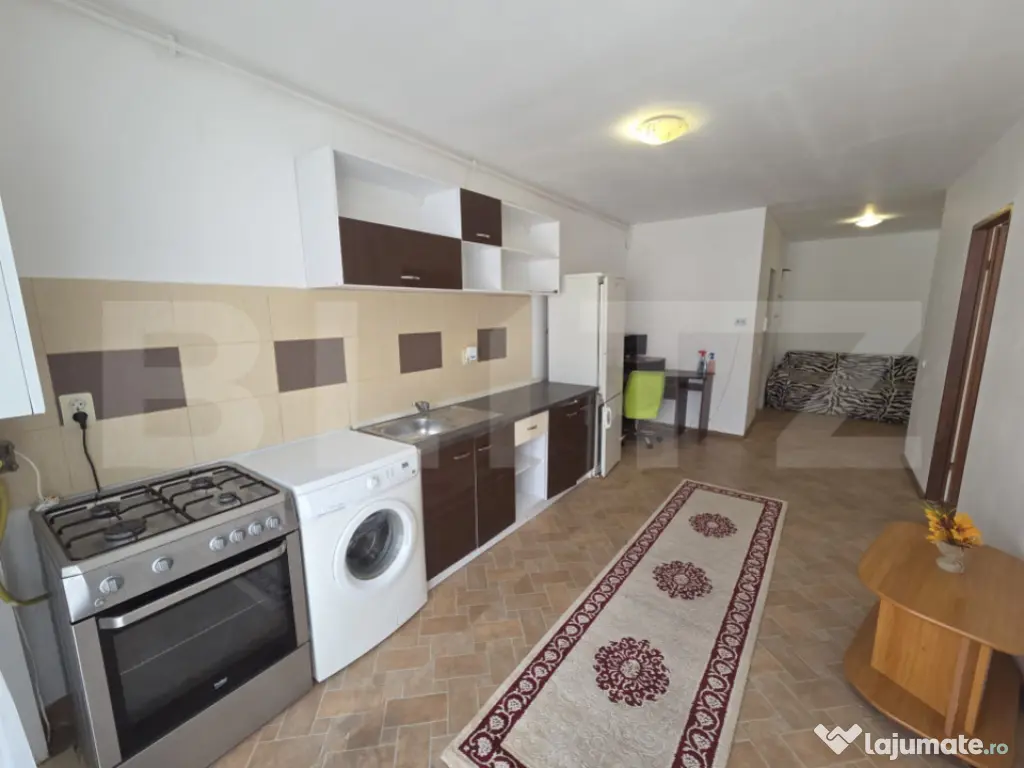 Apartament cu 2 camere, parcare, zona Stejarului