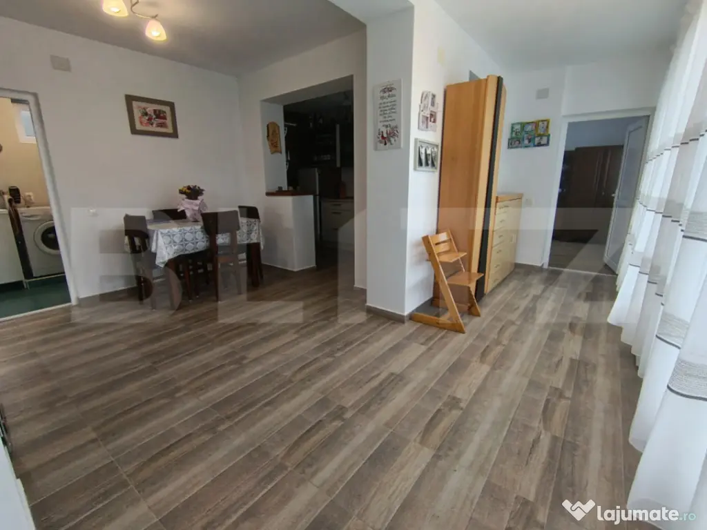 Casa cu 3 camere și teren în suprafață de 2000 mp