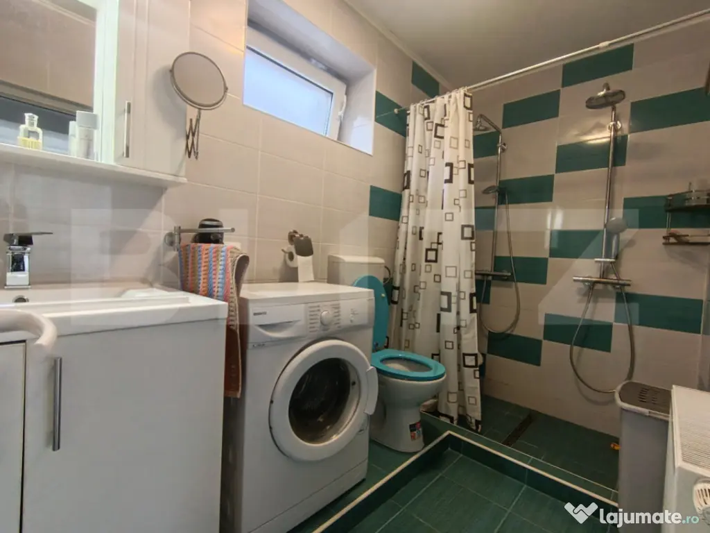 Casa cu 3 camere și teren în suprafață de 2000 mp