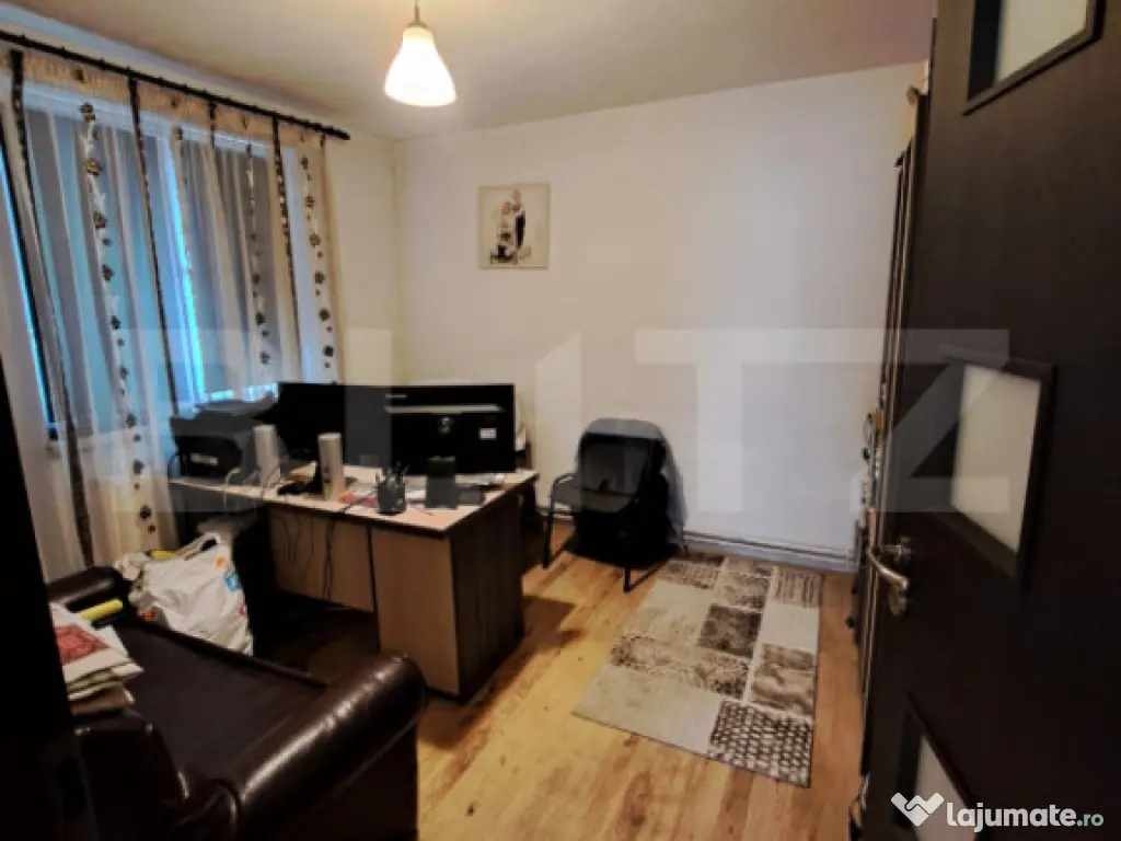 Casă 330 m² – teren 1210 m² – ideală pentru locuinț