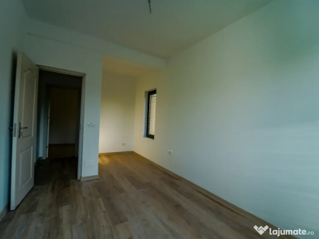 Vilă stil mediteranean Ovidiu poziție excelentă 4 camere