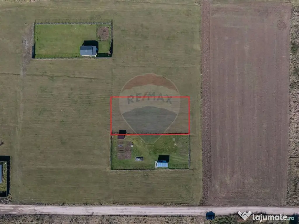 Teren Harman, Strada Henri Coanda, 1000mp 