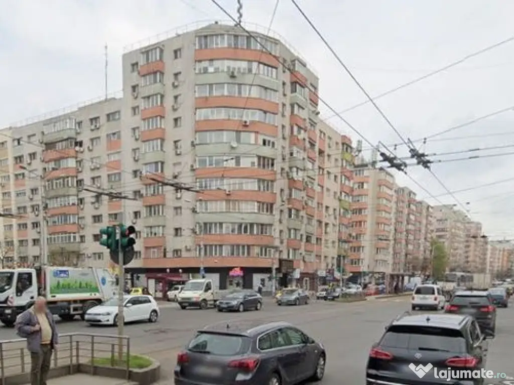 Calea Mosilor sp 270 mp parter trafic intens 